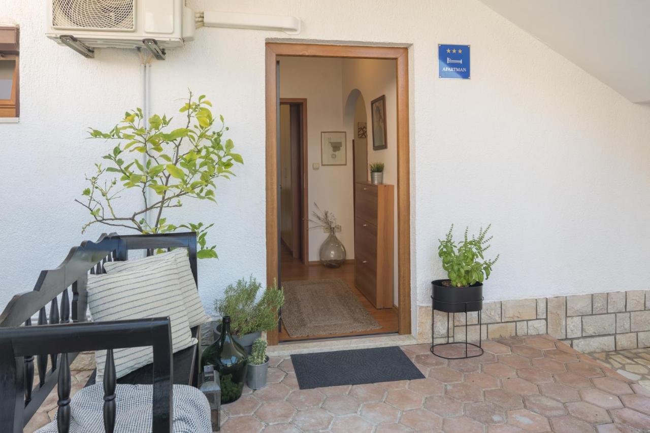 Ladonja Porec